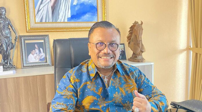 Pakar Hukum Togar Situmorang Sikapi Tidak Jelasnya Proses Hukum Anggota DPRD Rote Ndao dari Partai Nasdem