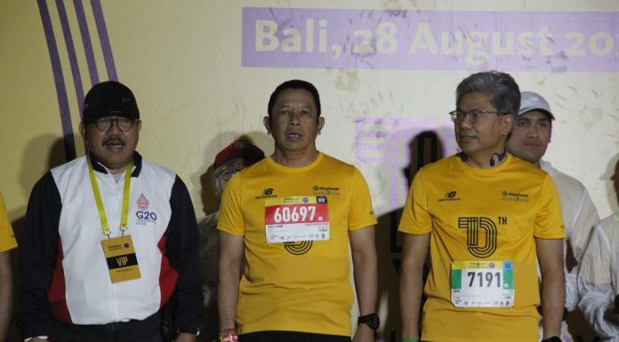 Kapolda Bali Hadiri Maybank Marathon 2022