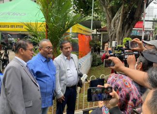 Upaya Sidang Mediasi, Dr. Togar Situmorang: Minta Maaf atau Gugatan Terus Jalan