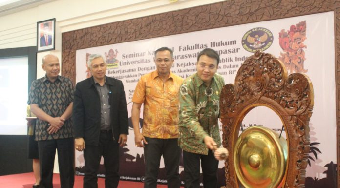 Restorative Justice! Simak Paparan Ketua Komisi Kejaksaan RI dalam Seminar Nasional