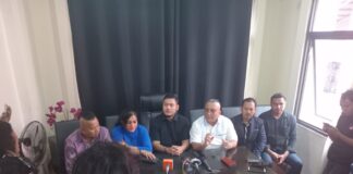 Dr. Togar Situmorang Mendampingi Mega Makcik Untuk Mendapatkan Haknya Kepada Elvi Sukaesih