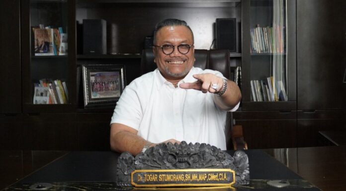 Proses Hukum Jalan di Tempat, Dr. Togar Situmorang: Bukti dan Saksi Sudah Ada, Apa Lagi yang Ditunggu?