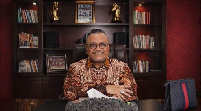 Gelar Klarifikasi Terbuka, Dr. Togar Situmorang Tegaskan Tidak Terkait Proyek Mesin Propolis Solusi Sampah di Bali